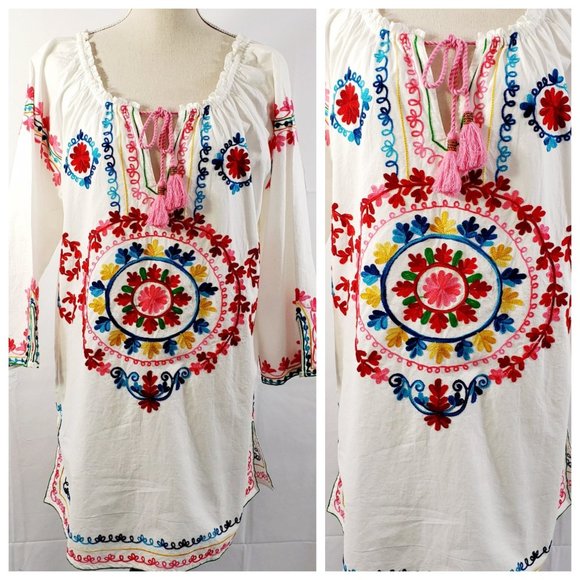 Solitaire Bohemian Style Embroidered Trim Blouse - Picture 3 of 8